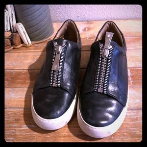 Frye Zena zip low fashion sneaker